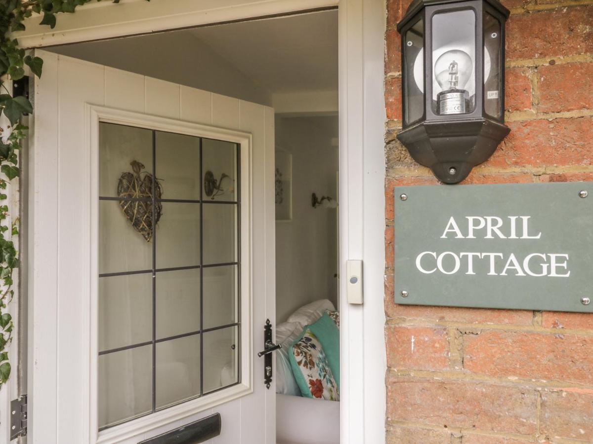 April Cottage 布罗德韦 外观 照片